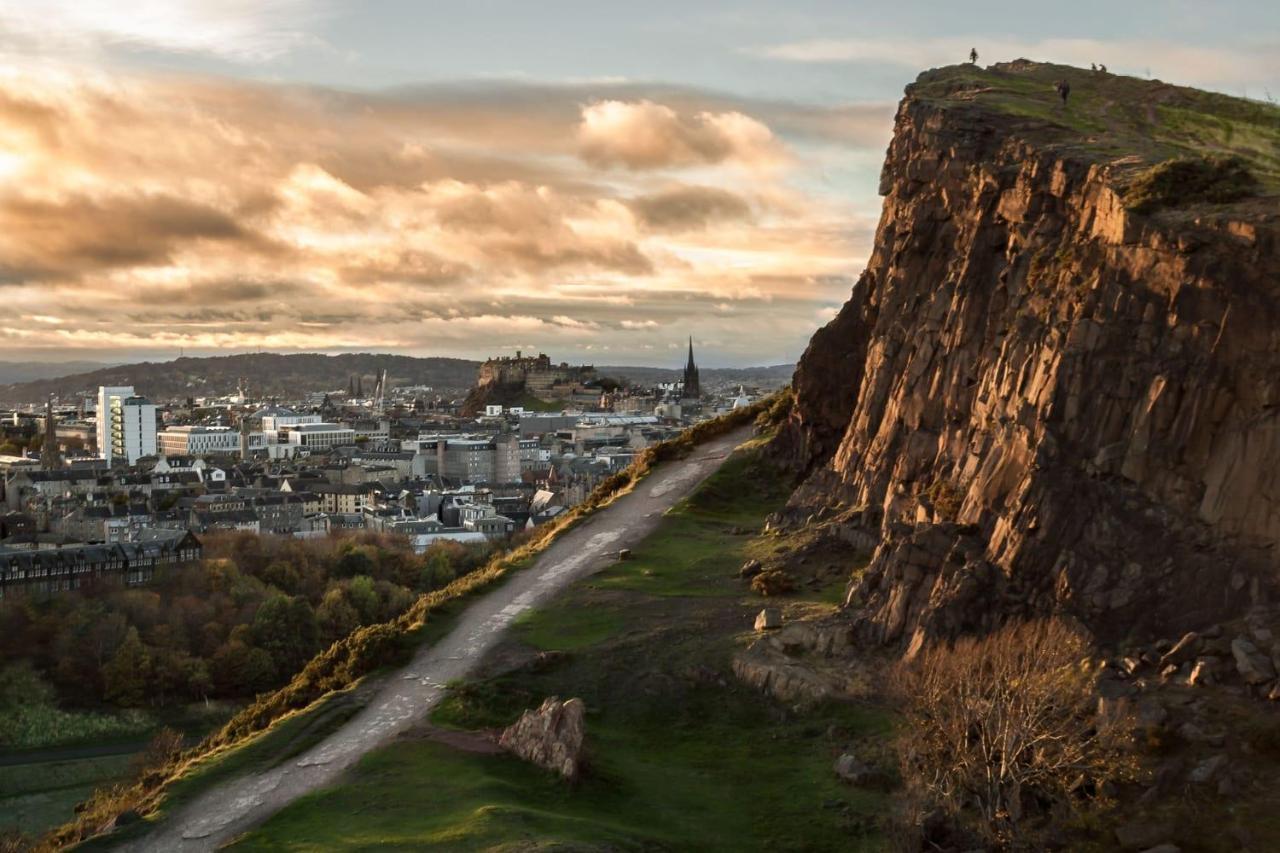 Delightful Ground Floor Double Room With En-Suite Edimburgo Exterior foto